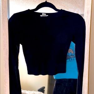 Long sleeve crop top